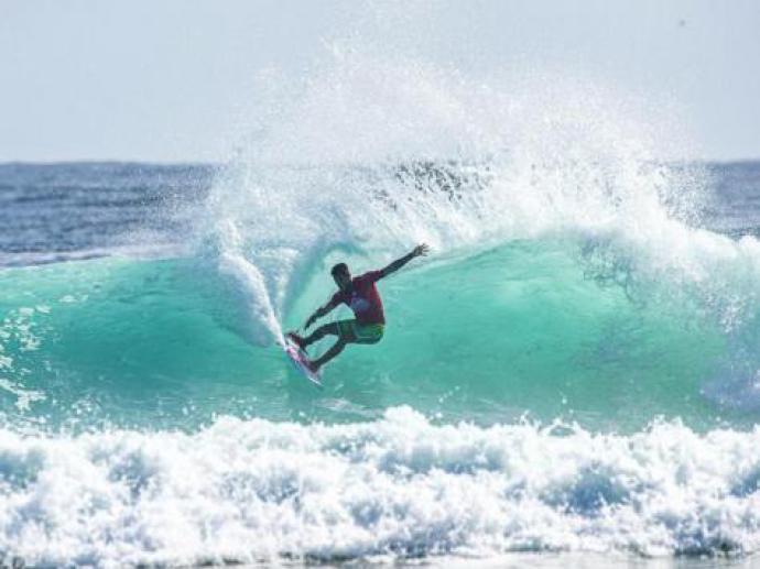 Mundial de Surfe: Mineirinho e Filipe Toledo são eliminados em Gold Coast