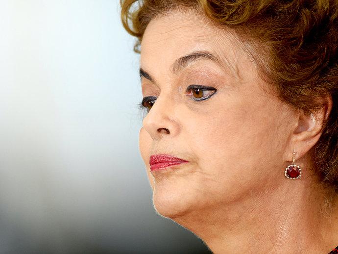 Dilma: Lula terá no governo os 'poderes necessários'
