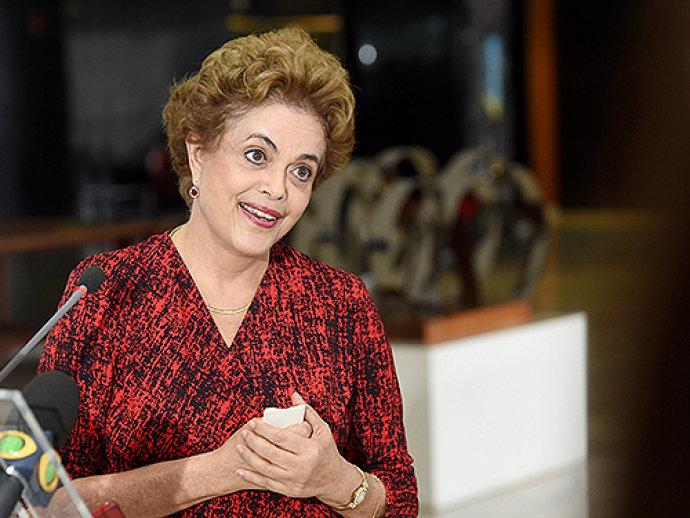 Dilma acelerou posse de Lula e blindou Jaques Wagner