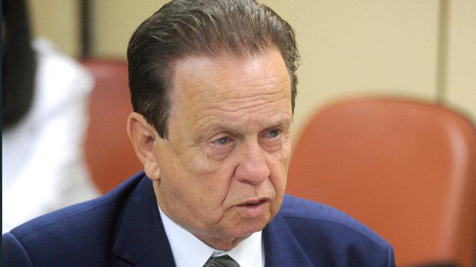 Ministro Mauro Lopes é alvo de 11 representações no PMDB