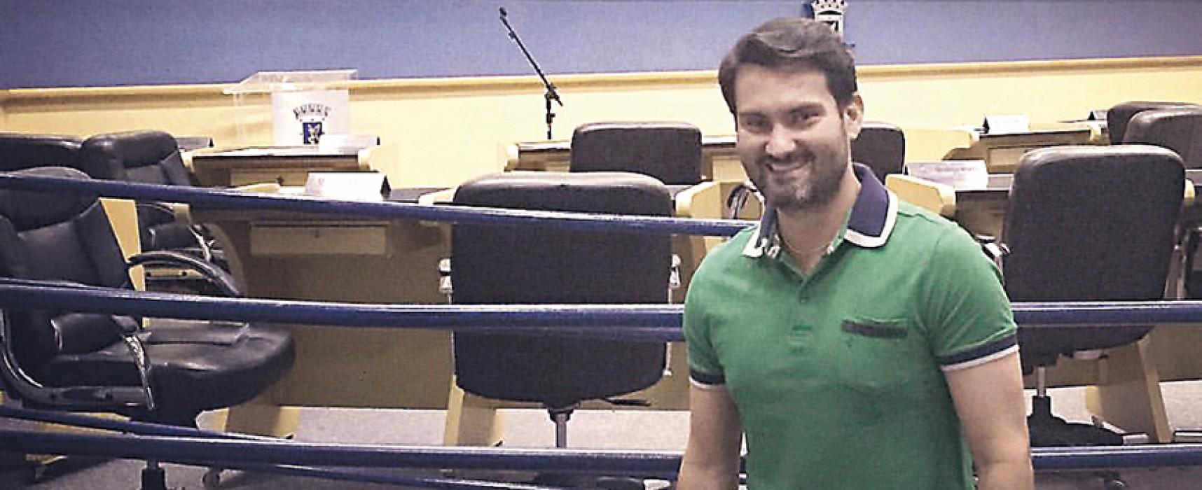 Sobrinho de Zeca do PT é hostilizado em show