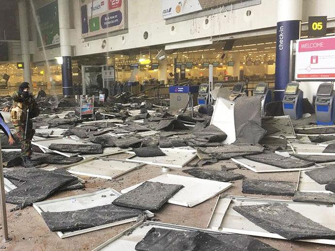 Vídeo: Imagens mostram vítimas de atentados em Bruxelas no aeroporto e no metrô