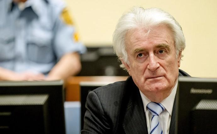 Ex-líder sérvio-bósnio é condenado a 40 anos de prisão por genocídio