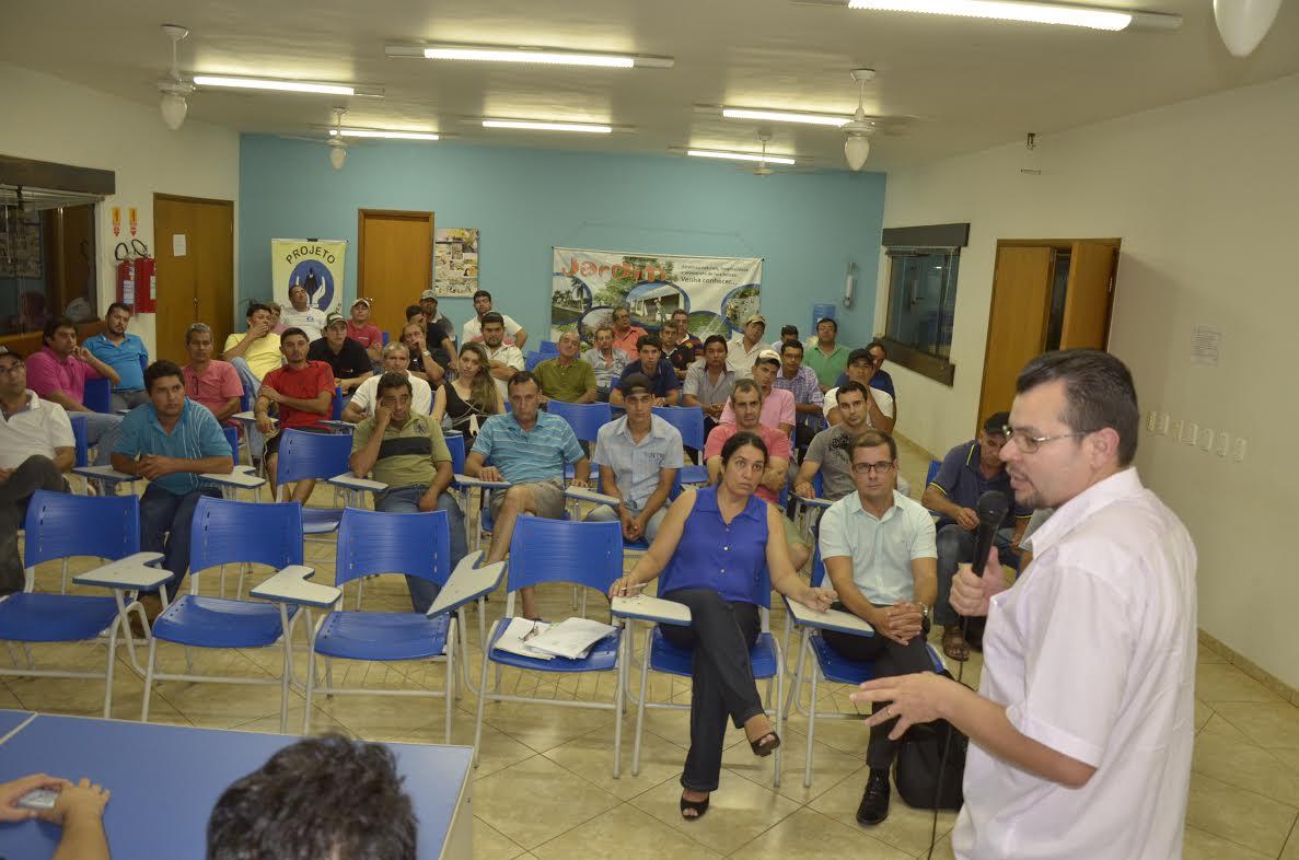 Jardim recebe palestra sobre gestão de oficinas mecânicas e afins