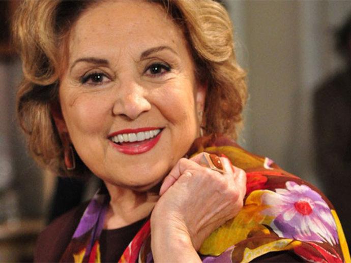 Eva Wilma é internada em hospital em São Paulo