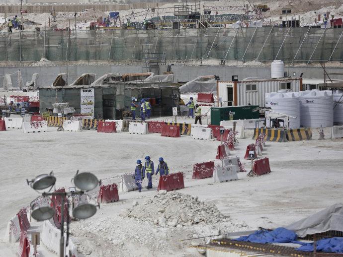 Anistia Internacional denuncia exploração de trabalhadores em obras da Copa do Catar