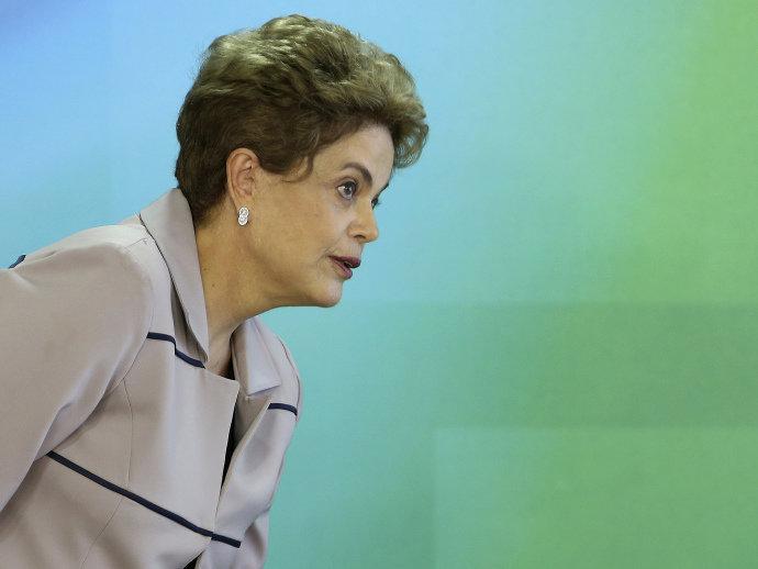 Dilma apela ao ‘nós contra eles’ e faz discurso que desmente seus aliados