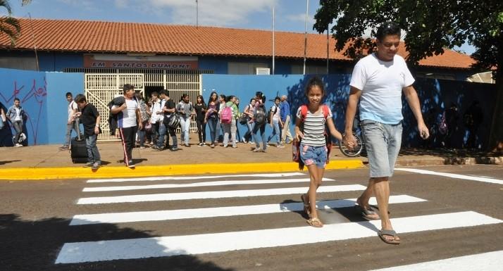 Promotora proíbe rezar em escolas da Reme