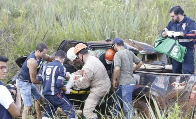 Vítima de acidente que deixou oito feridos na BR-060 morre em hospital
