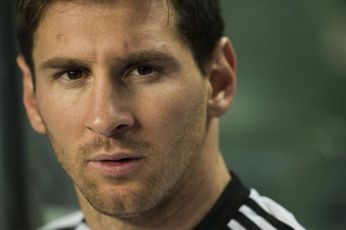 Acusado de ter conta em paraíso fiscal, Messi alega que nunca fez uso de empresa no Panamá
