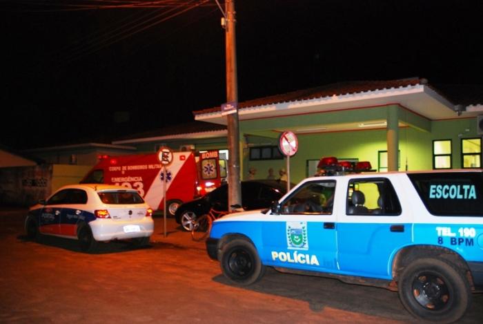 Homem é agredido a pauladas depois de assediar mulher casada