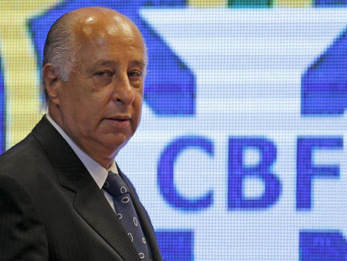 Del Nero encerra licença e volta à presidência da CBF