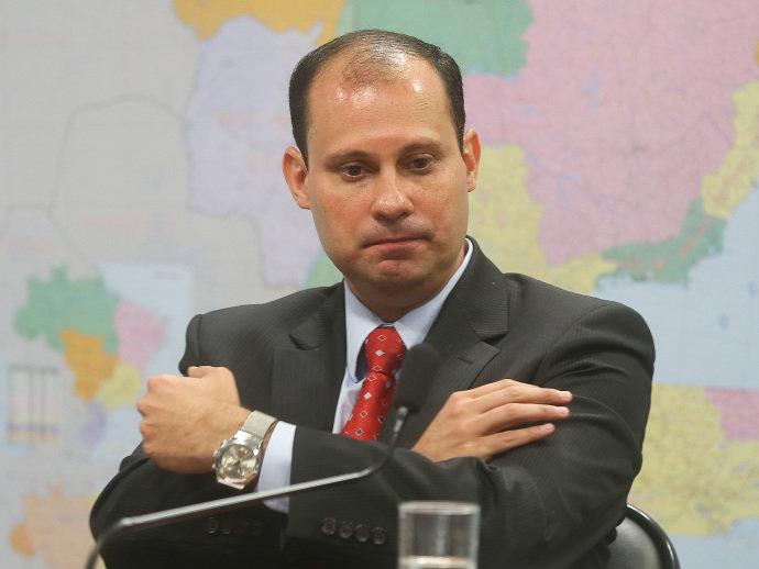 Dilma nomeia José de Queiroz diretor-presidente da Anac