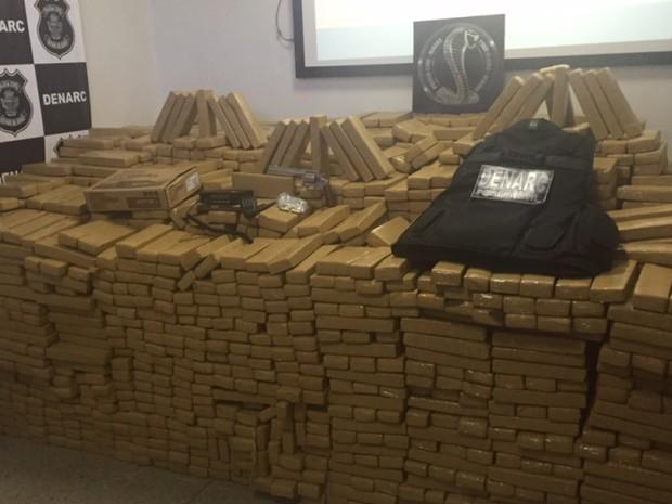 Polícia apreende R$ 1 milhão em maconha