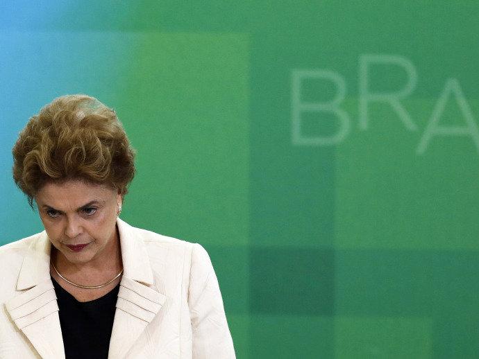 Planalto calcula apenas 140 votos contra impeachment, em vez de 172