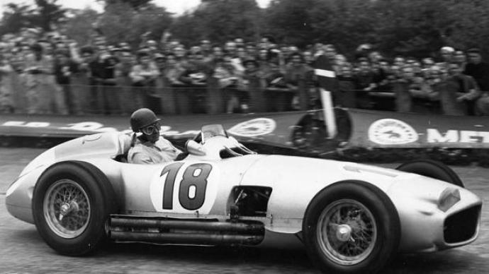 F1: estudo aponta Fangio como melhor de todos os tempos; Senna aparece atrás de Alonso
