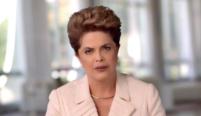 Em vídeo, Dilma repete terrorismo de campanha: 'Golpistas querem cortar Bolsa Família'
