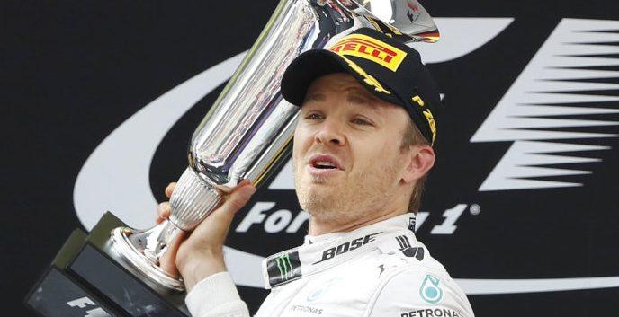 Nico Rosberg vence na China e dispara na liderança da F1