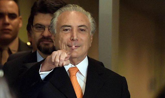 Temer recebe visita de aliados no Palácio Jaburu