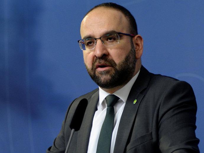 Ministro sueco que comparou israelenses com nazistas pede demissão