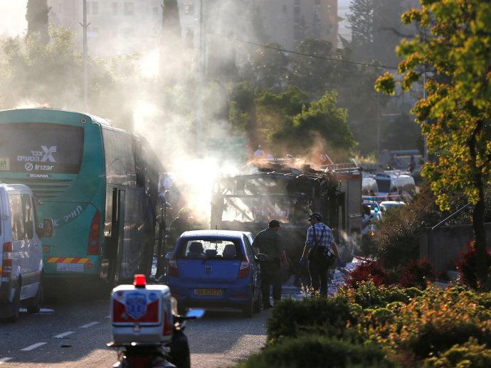 Explosão em ônibus de Jerusalém deixa ao menos 15 feridos