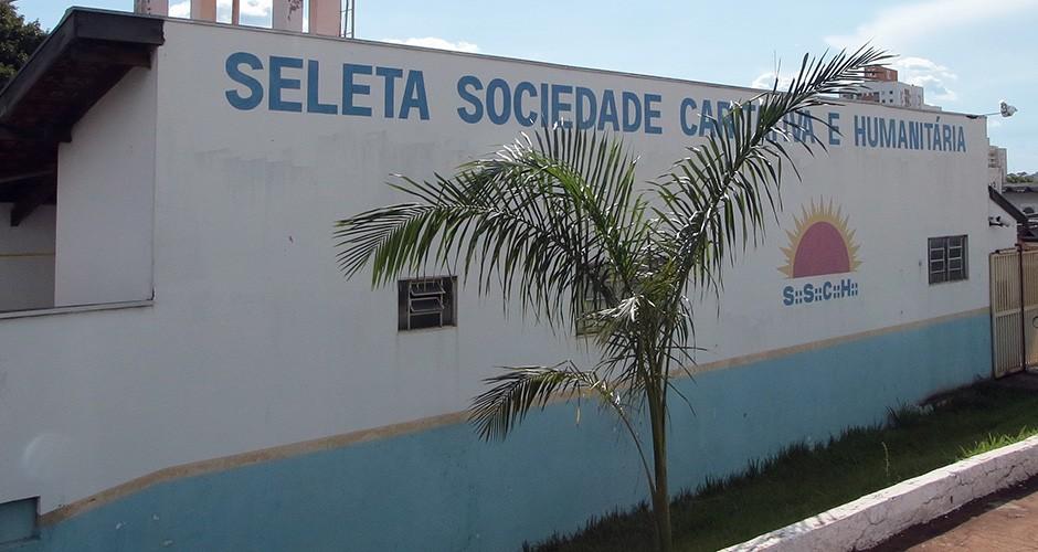 Bernal vai demitir 228 funcionários da Seleta e Omep