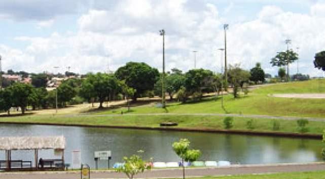Feriado de muito sol e calor na maior parte do Estado