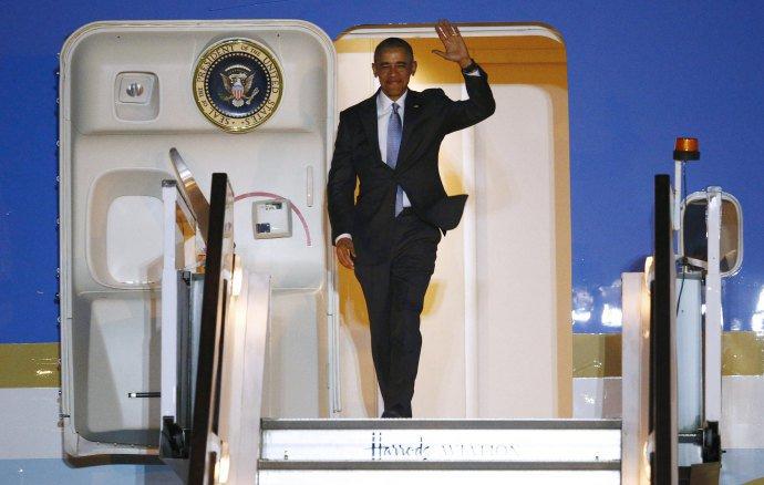 Obama faz apelo a povo britânico para que opte por permanência na UE