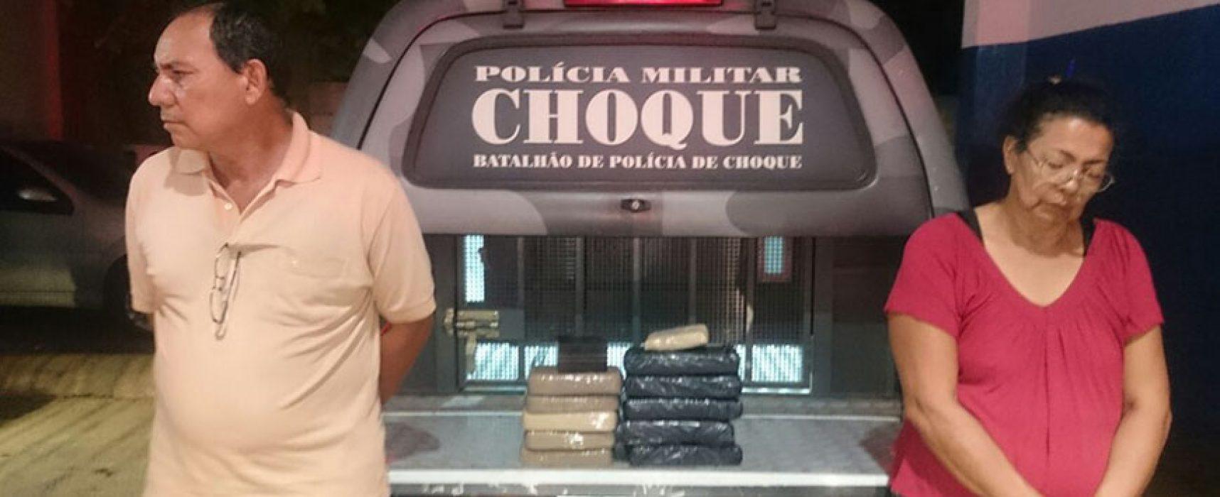 Ex PM e mãe de presidiário são presos por tráfico de drogas