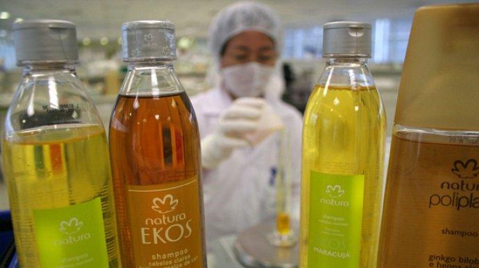 Natura inaugra primeira loja física para tentar conter concorrência