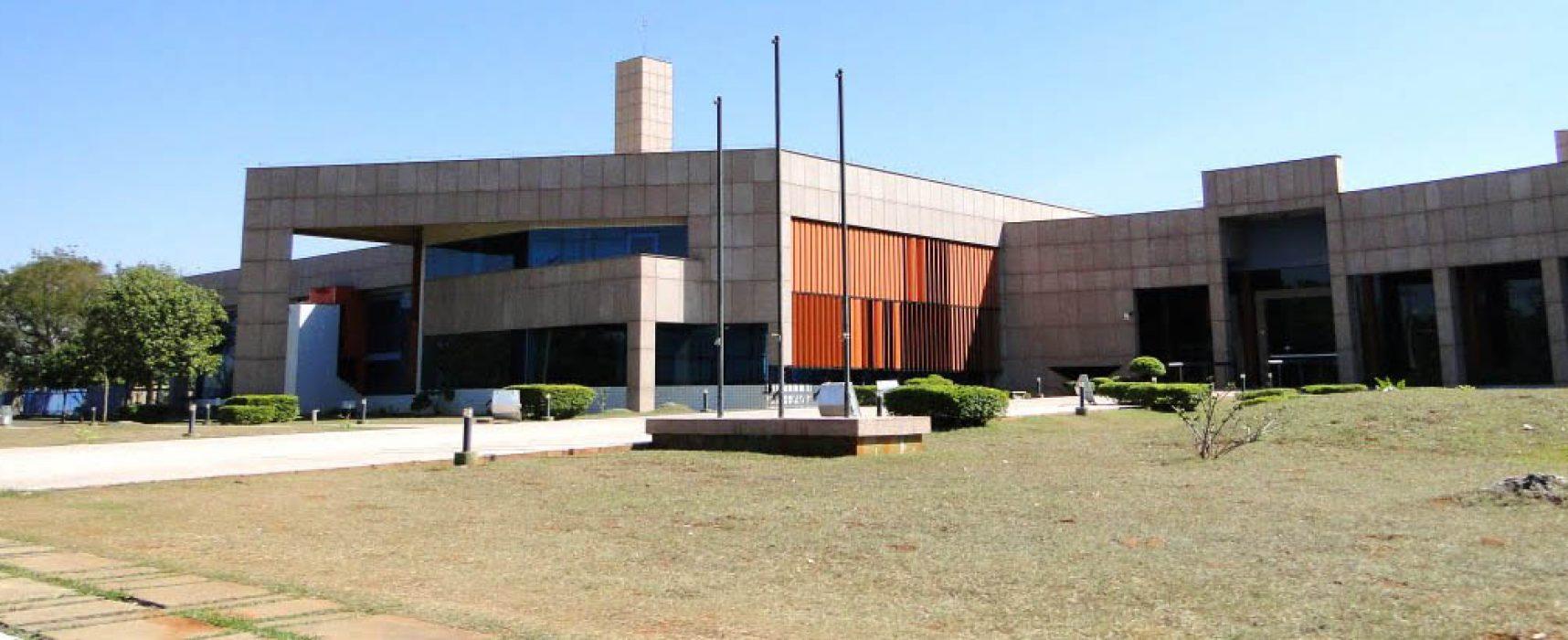 Contribuintes têm pouco mais de 24 horas para declarar IR