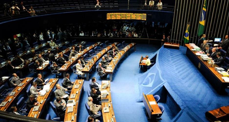 33% acham senadores melhores para julgar