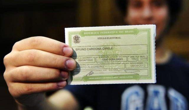 Prazo para tirar título de eleitor para eleições vence hoje