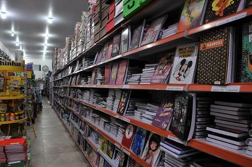 Saiba como economizar na hora de comprar material escolar