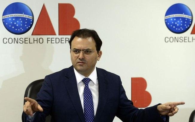 OAB comemora afastamento: recupera 'altivez' da Câmara