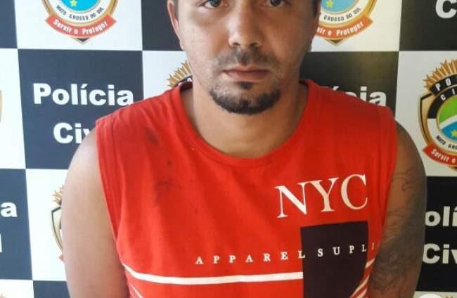 Rapaz é preso após tentar mentir o nome para policiais e mãe entregá-lo