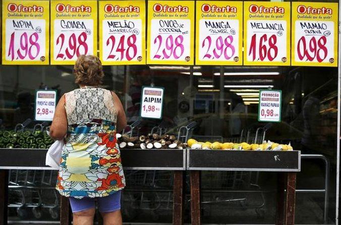 Estimativa para a inflação neste ano volta a subir, a 7%, diz BC