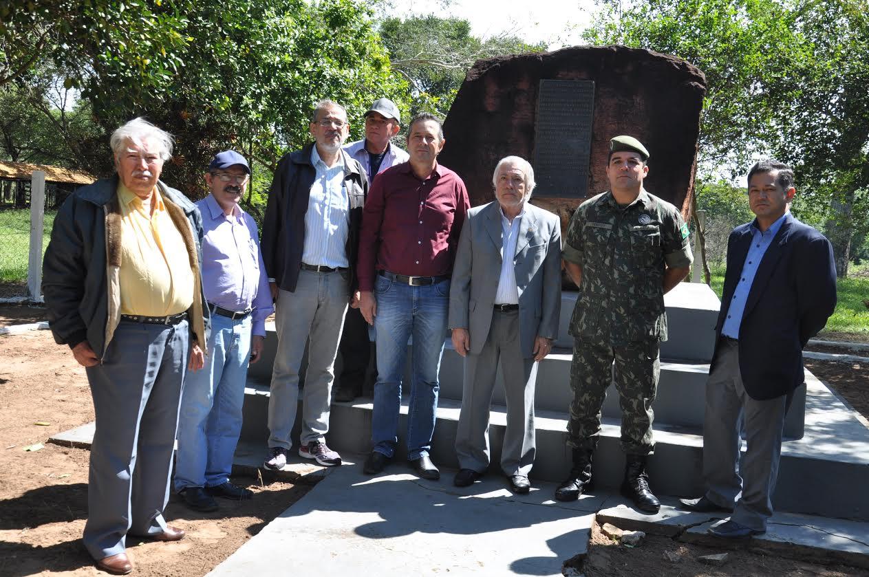 Secretaria de Cultura de Anastácio recebe Cônsul do Paraguai
