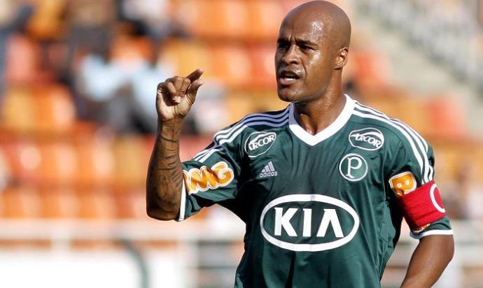 Marcos Assunção anuncia aposentadoria aos 39 anos