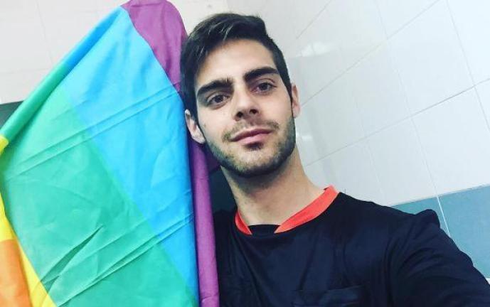 Árbitro gay é vítima de homofobia e decide se aposentar