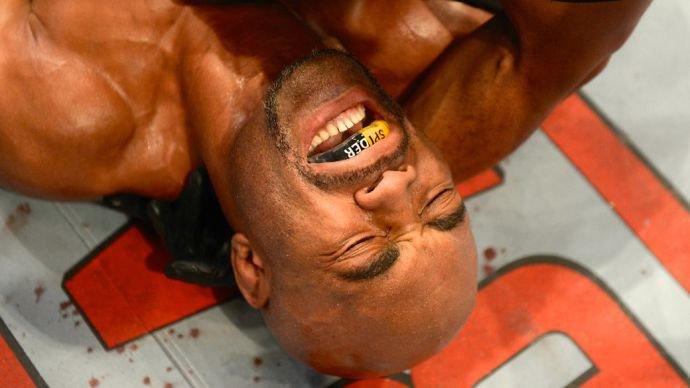 Fratura, doping, doença: o duro caminho da aposentadoria de Anderson