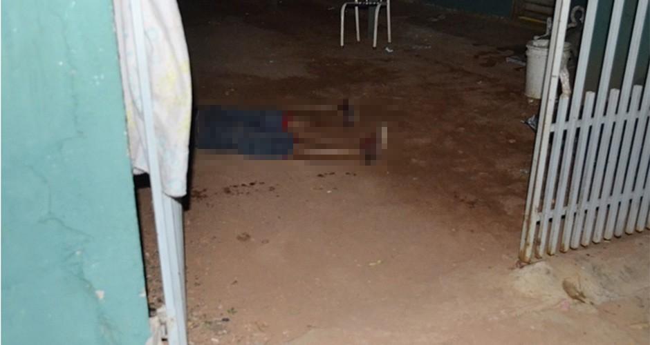 Locatário mata inquilino com mais de 20 facadas