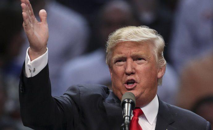 Trump diz que refugiados podem repetir o 11 de setembro