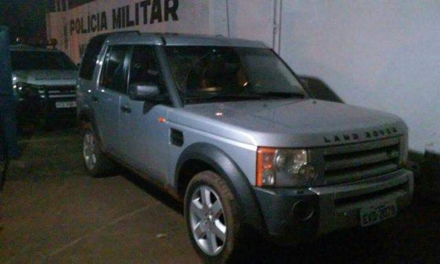Carro de luxo roubado no Paraná é recuperado em MS