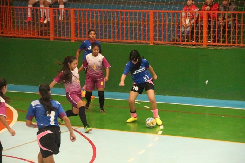 Jogos Escolares reúnem 405 atletas para disputas do futsal
