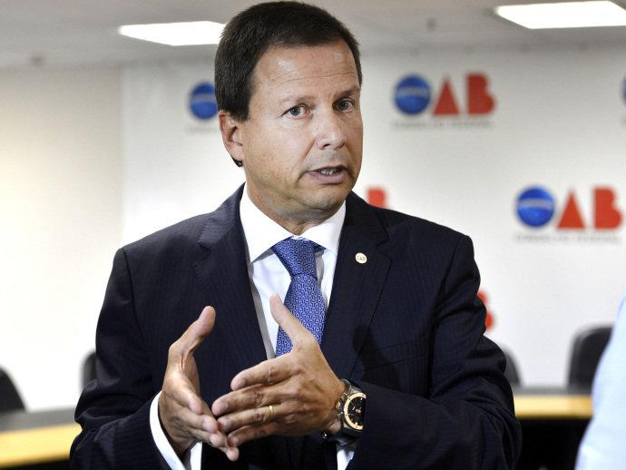 OAB espera que Temer tome medidas à altura do momento