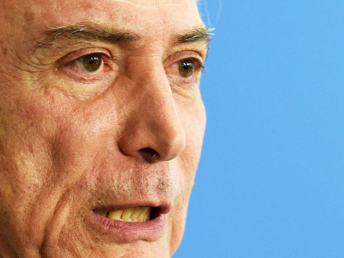 Após estupro coletivo no Rio, Temer diz que vai criar 'delegacia da mulher' na PF