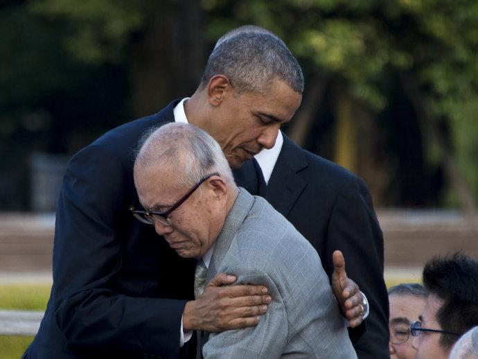 Em Hiroshima, Obama pede 'mundo sem armas nucleares'