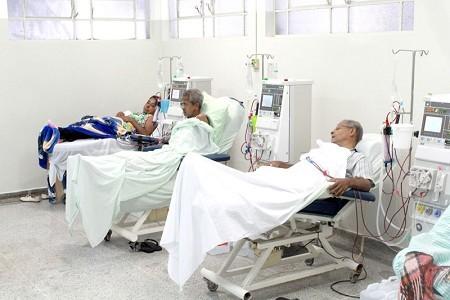 Fechamento de hemodiálise deixa pacientes abandonados