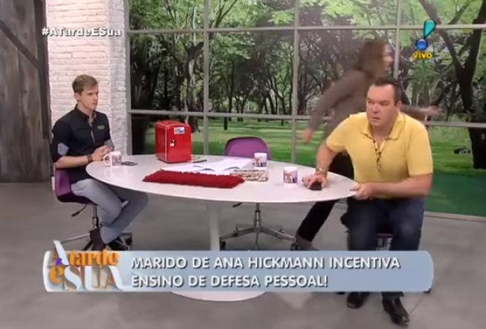 Sônia Abrão pede desculpas por sair correndo do programa